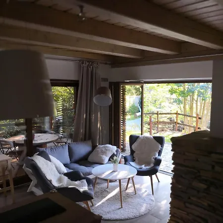 Chalupka Janosikove Diery 別荘