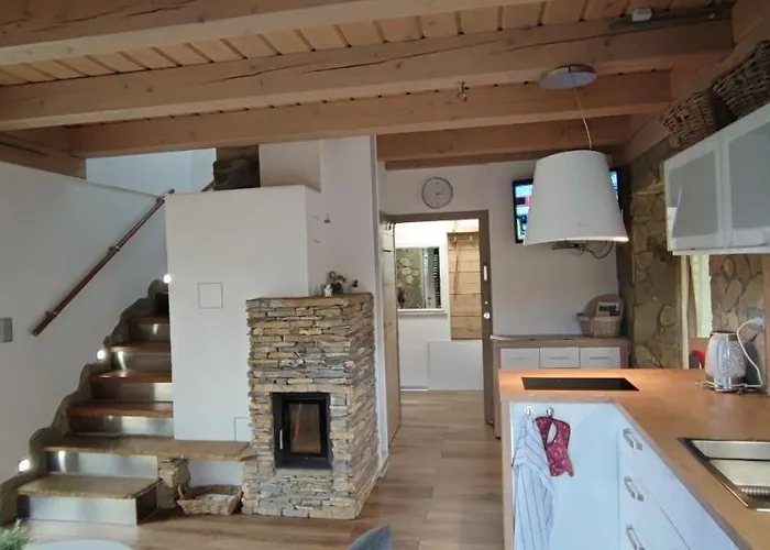 Chalúpka Jánošikove Diery *